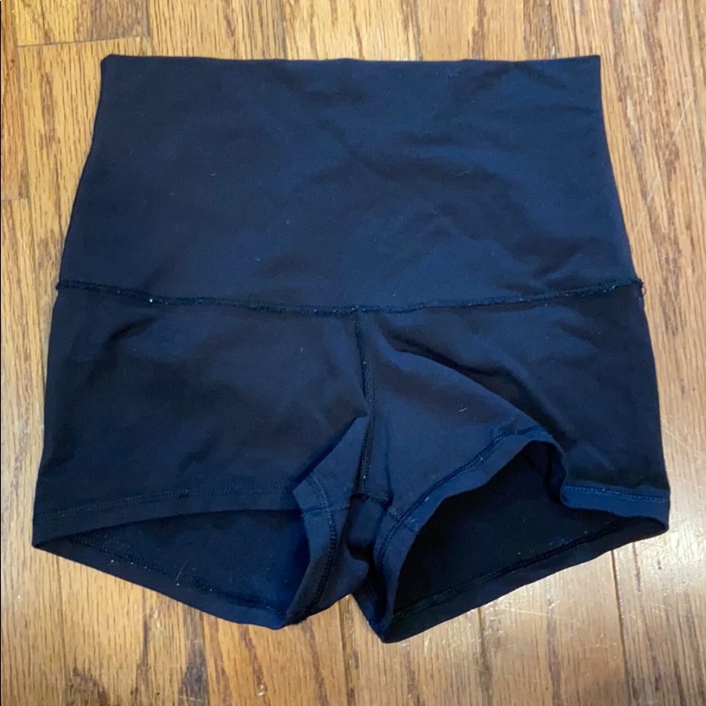 Lululemon short
